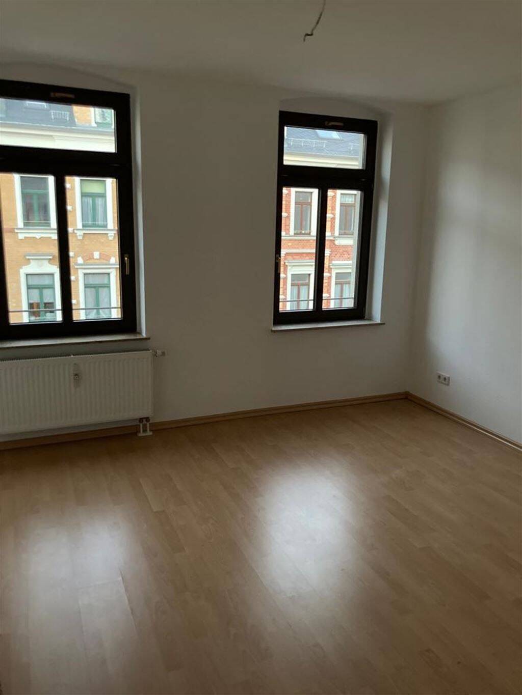 Günstige 2-Zimmer mit Wannenbad und Laminat in guter Lage! – Chemnitz – Vorschaubild 7