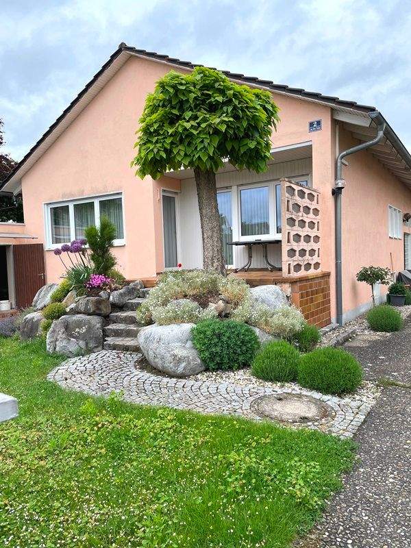 Schmuckes, gepflegtes Einfamilienhaus in Ingolstadt-Südost – Ingolstadt – Bild 1 von 9