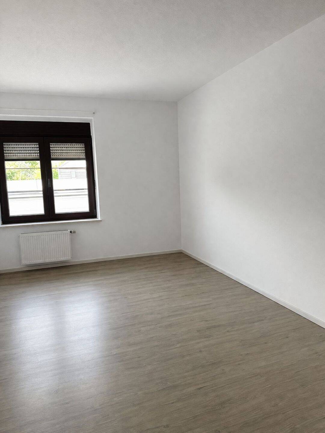 Familienfreundliches Haus mit Großer Wohnfläche in Gütterlitz, Auma-Weidatal – Auma-Weidatal – Vorschaubild 9