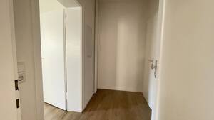 Erstbezug nach Renovierung: Charmantes großzügiges 1-Zimmer-Appartement – 86732 Oettingen in Bayern – Vorschaubild 7