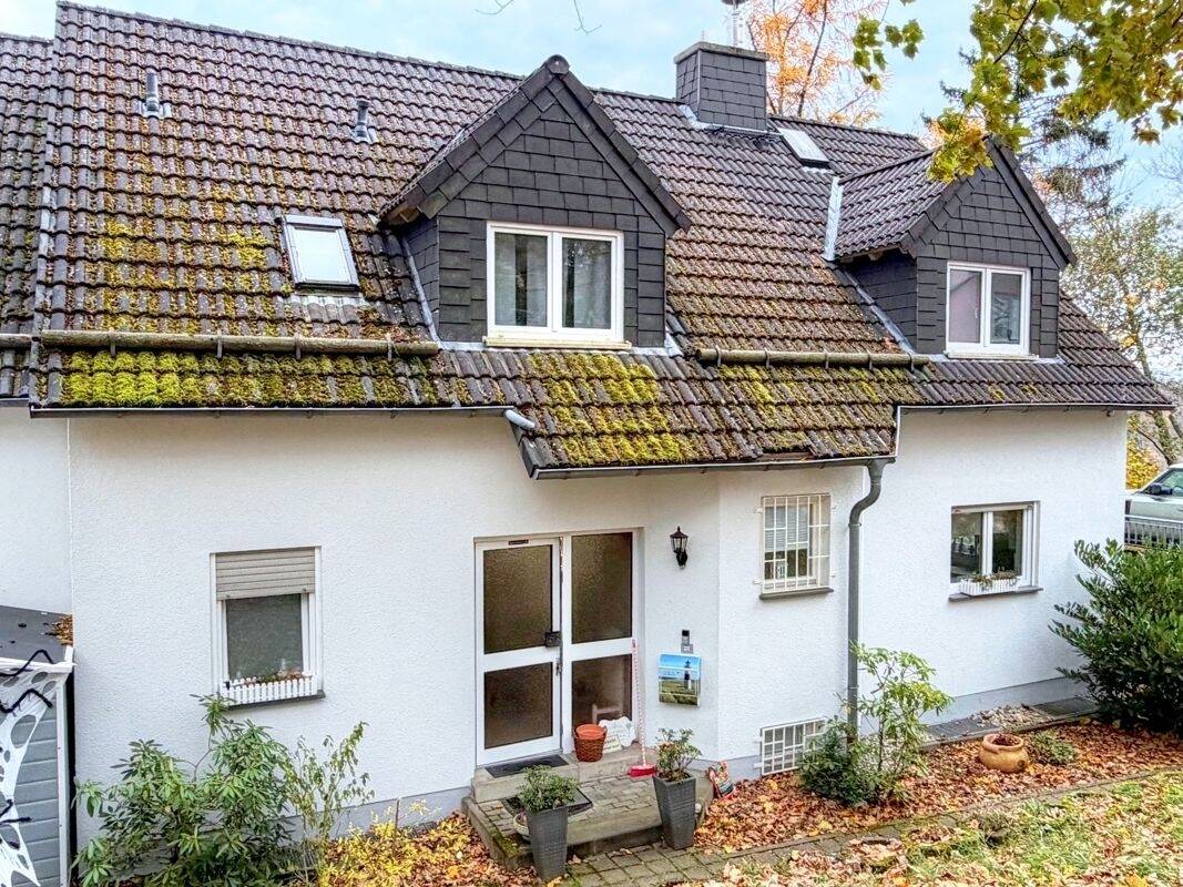 Großzügiges Einfamilienhaus in ausgezeichneter Lage – Schmitten – Bild 1 von 9