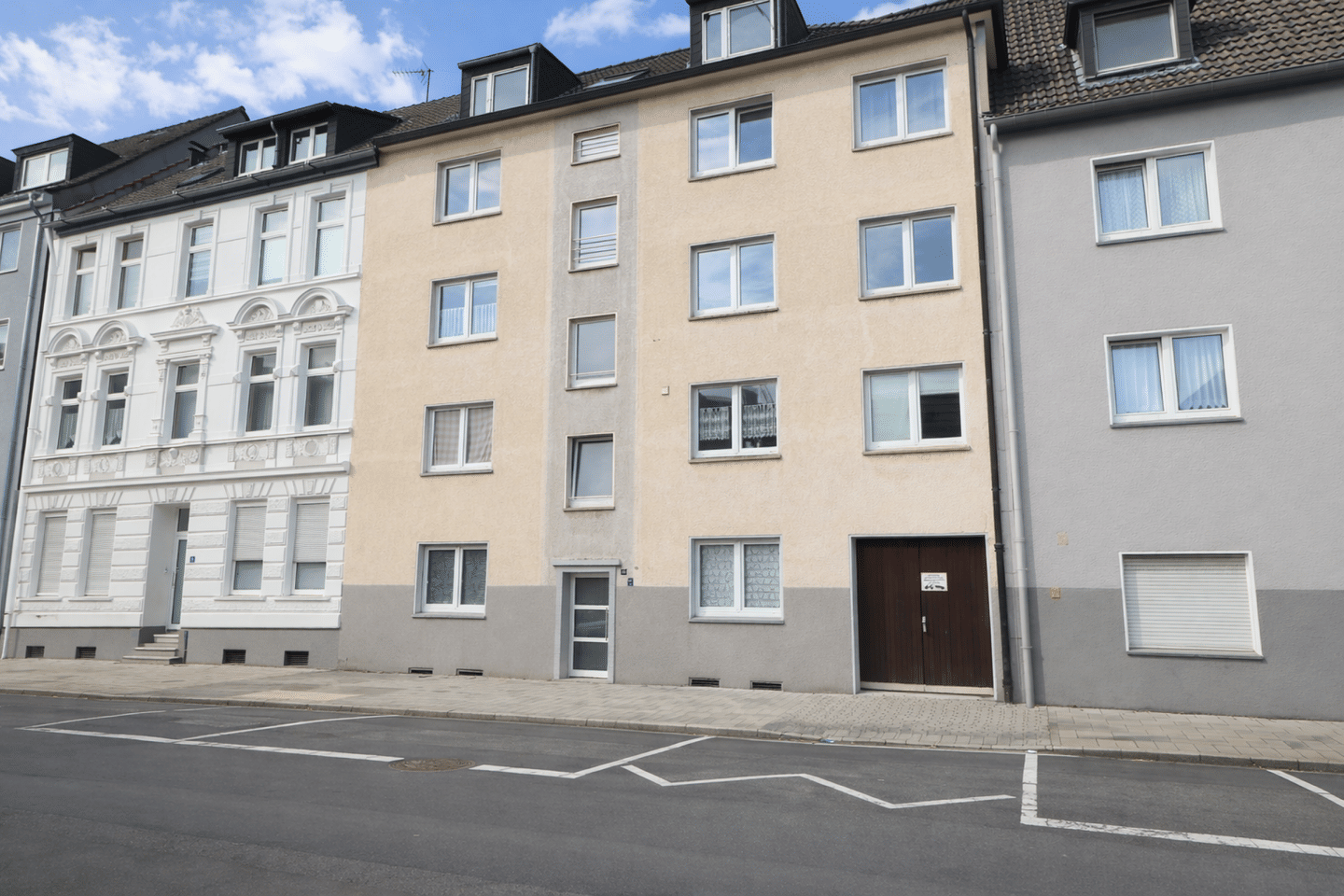 Charmante 3-Zi-Dachgeschosswohnung in Essen: Ideal für Singles und Paare!