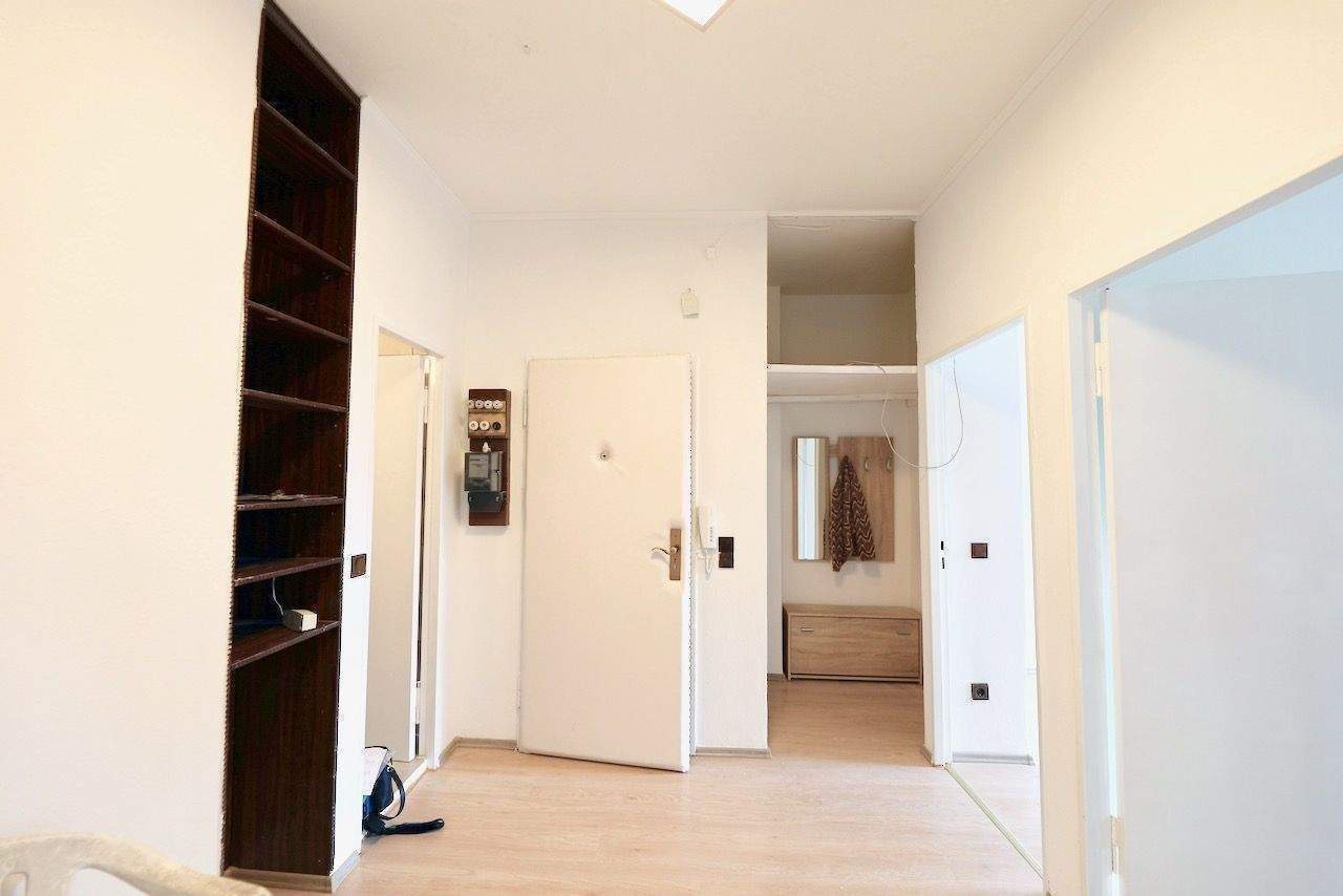 HELLE WOHNUNG MIT LOGGIA & BLICK INS GRÜNE - GUTER SCHNITT - BEZUGSFREI AB 07/2026 – Berlin – Vorschaubild 2