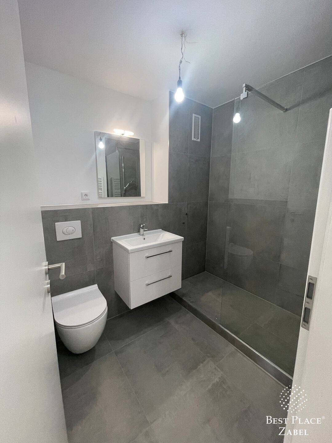 Saniertes 1-Zimmer-Single-Apartment zur Kapitalanlage oder Selbstnutzung mit Balkon – München – Vorschaubild 5