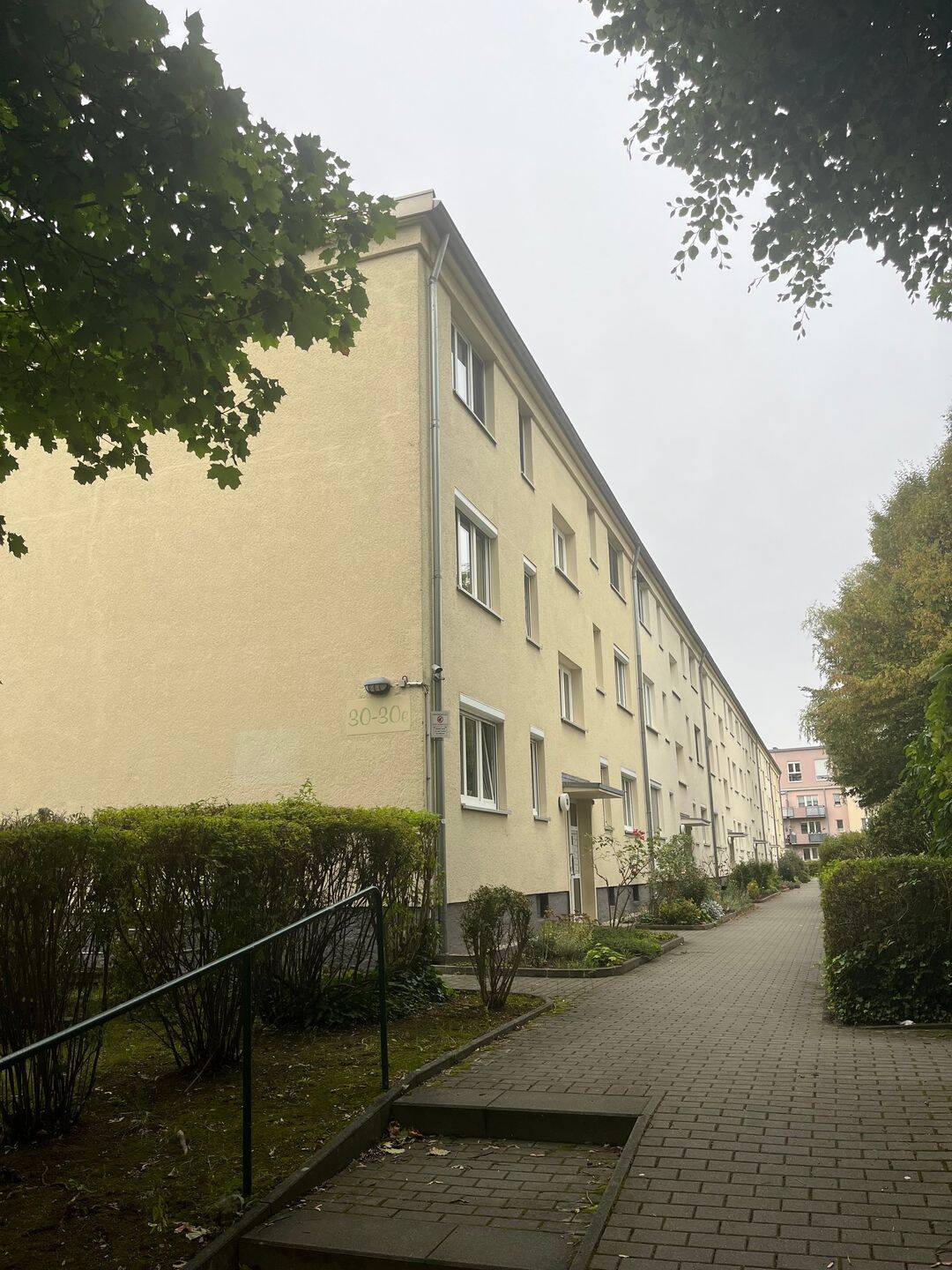 Charmante 2-Zimmer-Eigentumswohnung mit Balkon und Stellplatz in ruhiger Lage von Berlin-Lichtenrade – Berlin – Vorschaubild 2