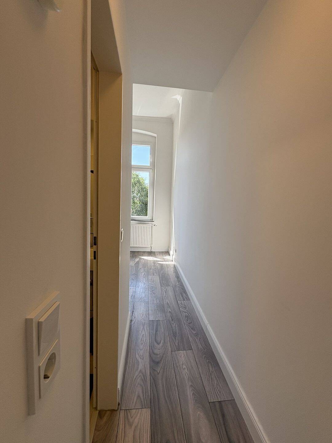 Single-Apartment mitten im Leben: Renovierte 1 Zimmer Wohnung in Flingern Nord. – Düsseldorf – Vorschaubild 7
