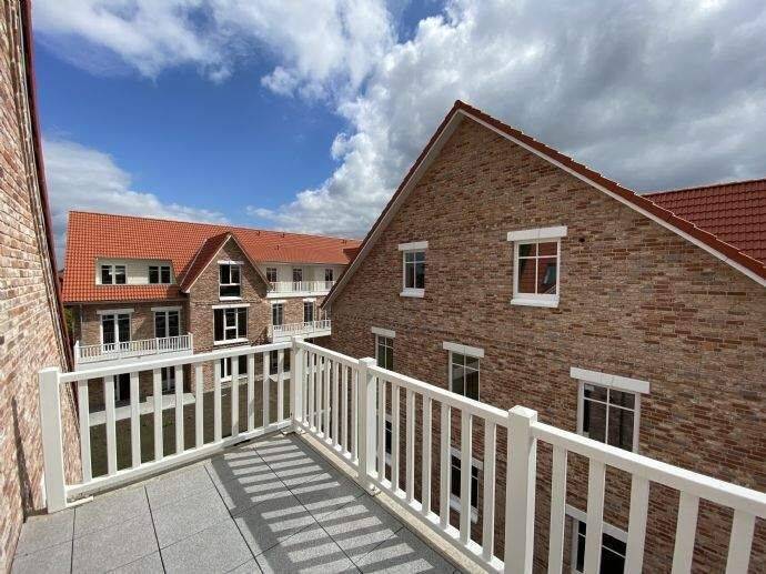 Seltene Gelegenheit: Die ganze Endetage für sich allein - exklusive DG-Wohnung mit Holzbalken und Neubaukomfort – Holm – Vorschaubild 3