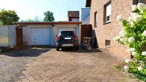 Großzügiges Mehrfamilienhaus mit vielseitigem Raumangebot, Photovoltaikanlage und Garage in Elsen – 33106 Paderborn – Vorschaubild 3