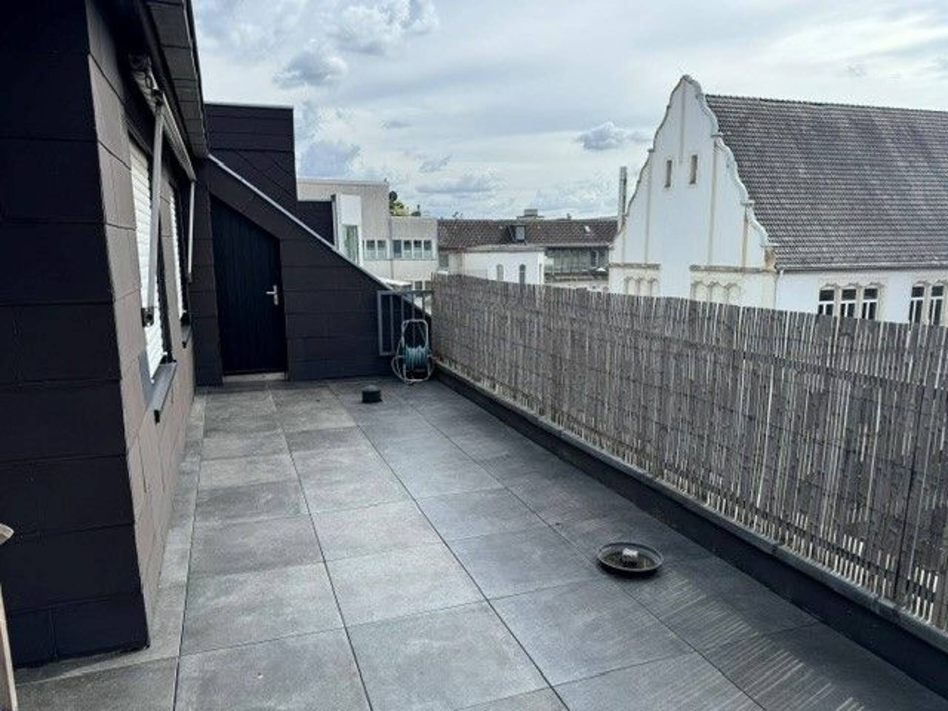 Dachgeschosswohnung in 41061 Mönchengladbach mit 125 m² kaufen