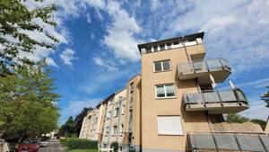 Charmante 2-Zimmer in schöner Wohnanlage-TG-SP-Wannenbad, Balkon und Terrasse