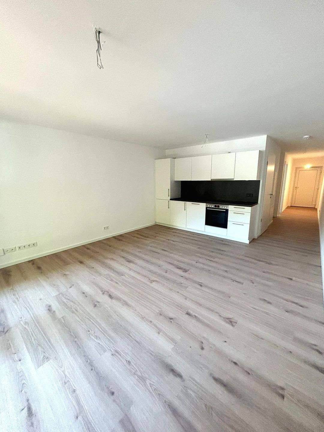Exklusiver Neubau: Super geschnittene 2-Zimmer-Wohnung mit Balkon | EBK | TG | Fußbodenheizung – Nürnberg – Vorschaubild 5