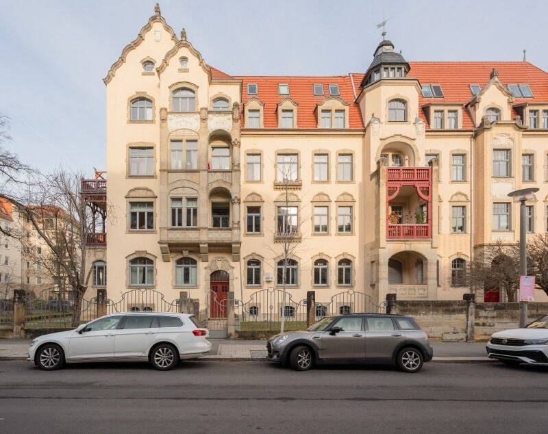 Ihr neues Zuhause: 2-Raumwohnung mit großzügiger Loggia im Universitätsviertel