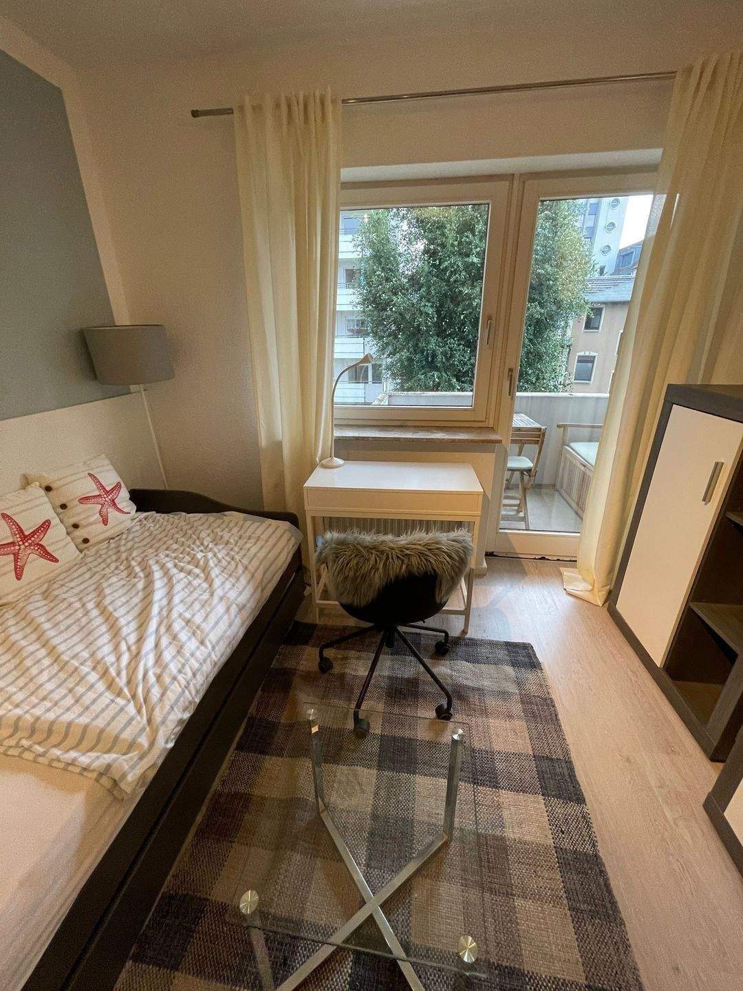 Saarbrücken - Großherzog-Friedrich-Straße 64a - 1 ZKB voll möbliert mit EBK und Balkon – Saarbrücken – Vorschaubild 3