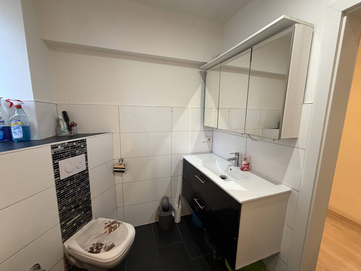 Sofort bezugsfrei: Modernisierte 4-Zimmer-Wohnung mit Balkon und Garten – Nürnberg – Vorschaubild 6