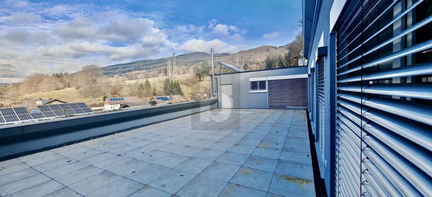 ENERGETISCHES SMARTHOME-TERRASSENHAUS – Wehr – Bild 1 von 5