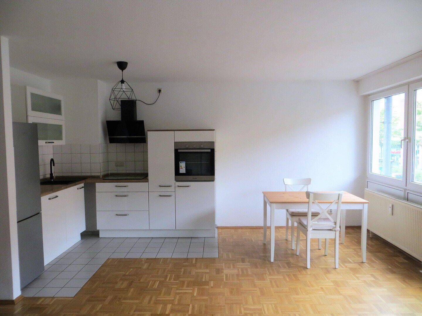 Top gelegene, 1-Zimmer Eigentumswohnung mit Westbalkon und Tiefgaragenstellplatz – Köln – Vorschaubild 5