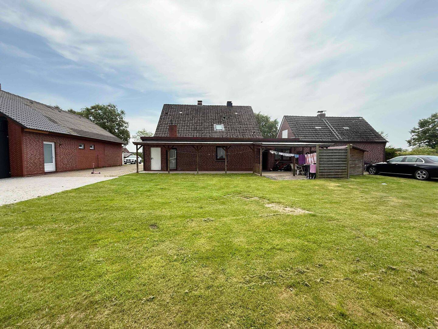 Vielseitiges Wohn- und Geschäftshaus mit 3 Einheiten, kernsanierter Fleischerei & PV-Anlage – Südbrookmerland – Vorschaubild 8