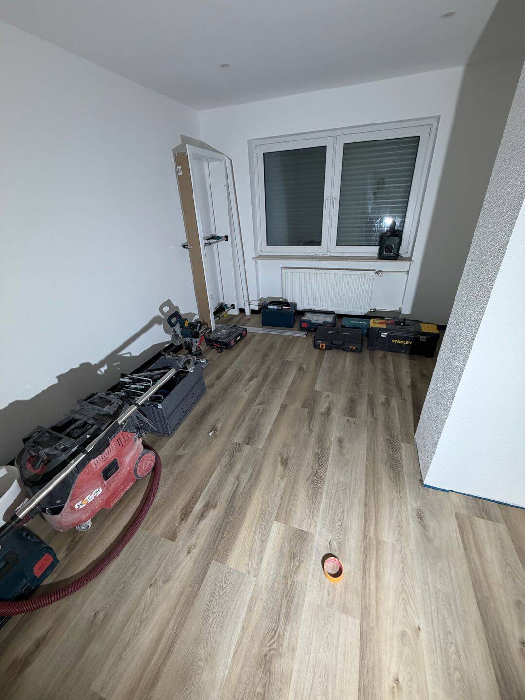 Kernsaniertes Familienhaus mit Dachstudio, Hobbyraum, Garten & Garage – Gernsheim – Vorschaubild 9