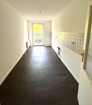 SUMMERDEAL!!! Großzügig geschnitten mit Balkon und Tageslichtbad – 39108 Magdeburg – Vorschaubild 7