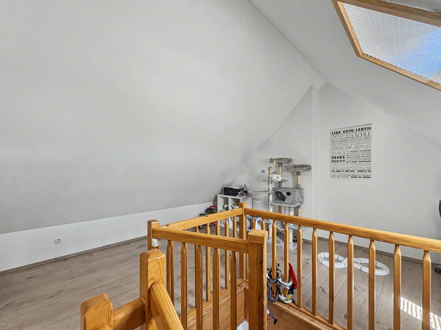 Bezugsfreie 3,5-Zimmer-Wohnung mit Tiefgaragenstellplatz in Lechhausen – Augsburg – Vorschaubild 9