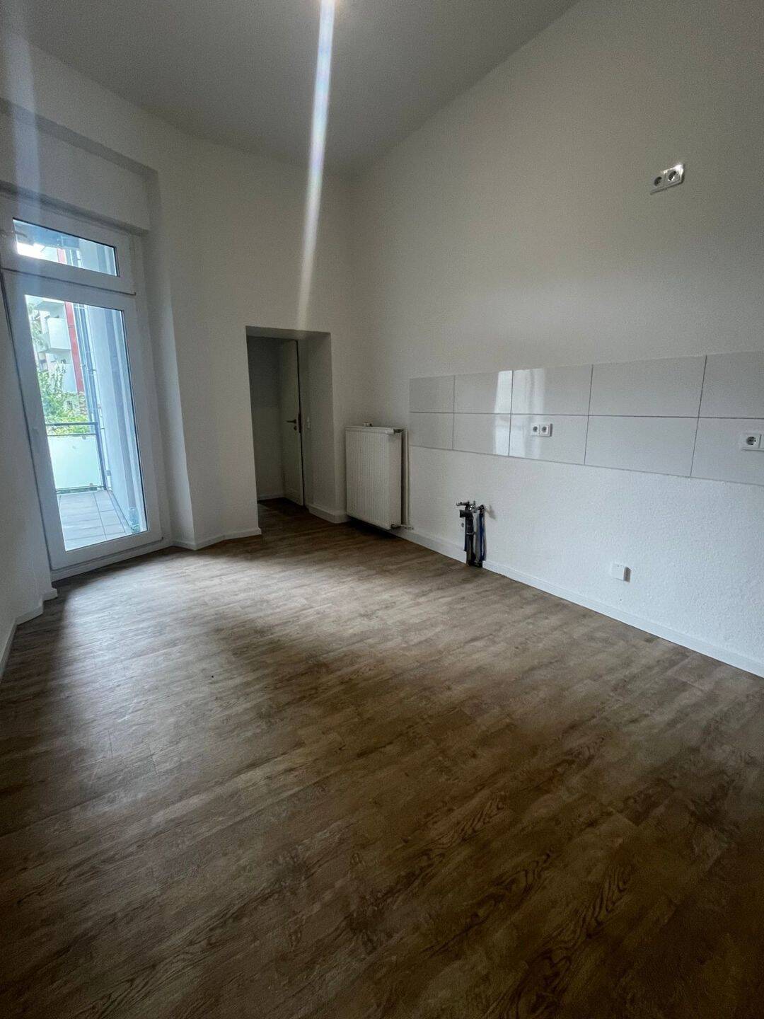 Frisch für Sie Modernisiert: Erdgeschosswohnung mit Balkon im Herzen von Flingern-Süd – Düsseldorf – Vorschaubild 2
