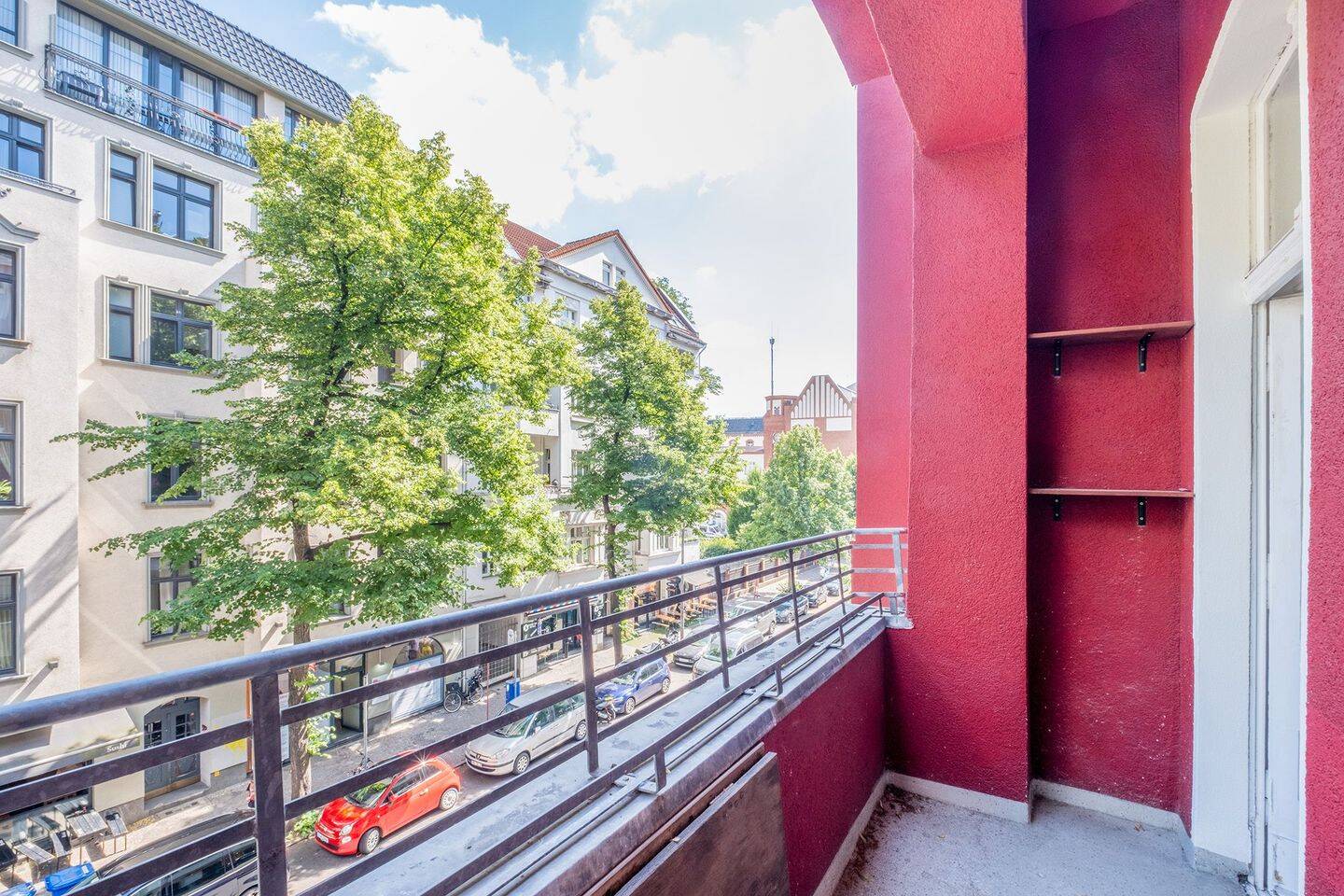 Zeitlose Altbaueleganz mit Loggia im Herzen Neuköllns – Berlin – Vorschaubild 2