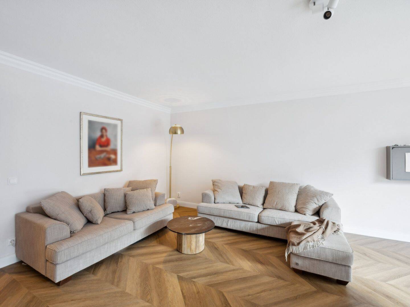 Seltene Perle im Herzen Hamburgs - 2-Zimmer-Wohnung mit Altbaucharme trifft luxuriöse Moderne – Hamburg – Vorschaubild 4