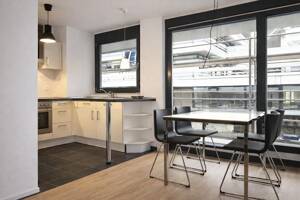 Metropolitan Living in Bestlage:Vermietete 2,5-Zi.-Boardinghouse-ETW nahe Hauptbahnhof-Europaviertel – 70174 Stuttgart – Vorschaubild 4