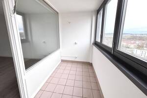 Traumhafter Ausblick! Sofort freie 2-Zimmer-ETW im 15. OG mit verglastem Balkon und Außenstellplatz – 70565 Stuttgart – Vorschaubild 7
