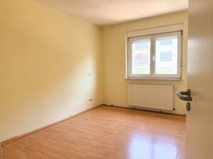 KOMPAKT-FLEXIBEL-ZENTRAL - Dreiparteienhaus mit Innenhof & Gestaltungsspielraum - Frankfurt-Gallus – 60326 Frankfurt am Main – Vorschaubild 8