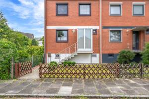 Bremen-Ellenerbrok-Schevemoor: Gepflegtes Endhaus mit Wintergarten, Balkon und Einzelgarage – 28325 Bremen – Vorschaubild 2