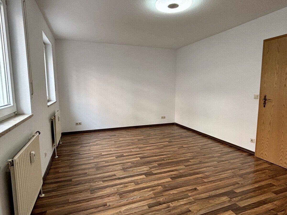 sofort frei: EG Wohnung mit idyllischer Terrasse zum Wohlfühlen – Nürnberg – Vorschaubild 9