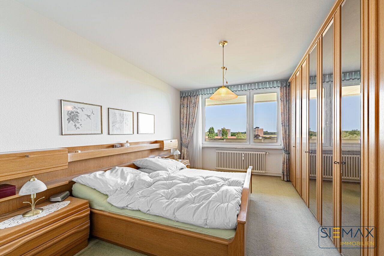 *** FREI *** Ein Zuhause mit Charme, durchdachtem Grundriss und zwei Balkonen – Unterföhring – Vorschaubild 3