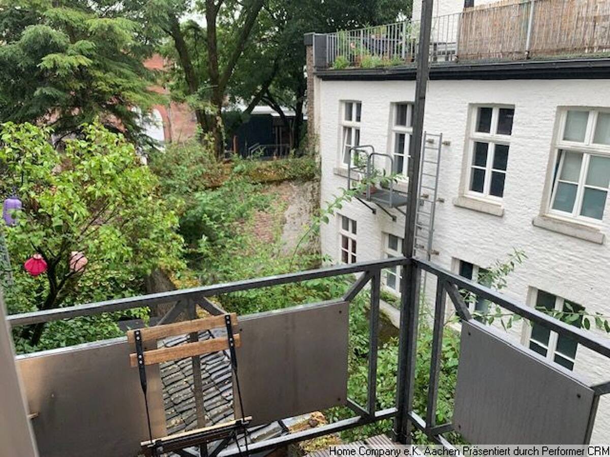 Aachen City: Sehr attraktive möbl. 2,5 Zi-Whng. inmitten d. Altstadt, mit Balkon – 52062 Aachen – Bild 1 von 9