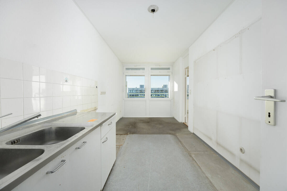 Seltene Investmentchance - 3-Zimmer-Wohnung zum attraktiven Einstiegspreis – München – Vorschaubild 2