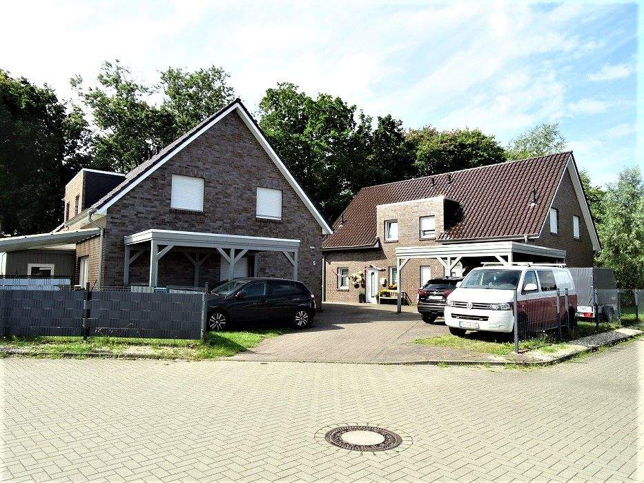 # # # DH mit jeweils Carport u. Terrasenüberdachung in TOP-Lage v. Ramsloh. # # # – Saterland – Bild 1 von 9