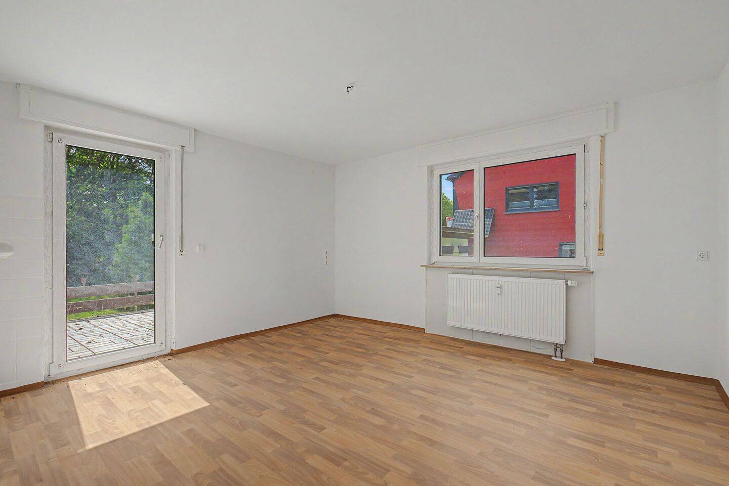 Mehrfamilienhaus mit Ausbaupotenzial im Dachgeschoss in der Nordweststadt – Karlsruhe – Vorschaubild 2