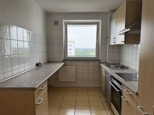 Moderne 3-Zimmer-Wohnung mit Balkon, Weitblick und Tiefgarage – 23560 Lübeck – Vorschaubild 5