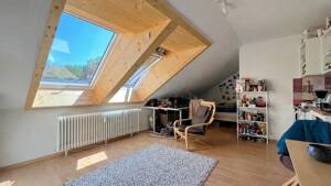 Vermietetes 1-Zimmer-Studentenapartment mit herrlichem Ausblick direkt an der Dreisam – 79102 Freiburg im Breisgau – Vorschaubild 2