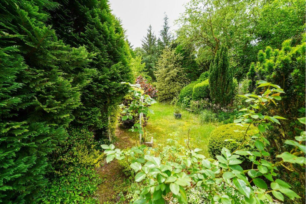 Einfamilienhaus mit Garten, Garage und viel Entwicklungspotenzial - Bremerhaven Schiffdorferdamm – Bremerhaven – Vorschaubild 8