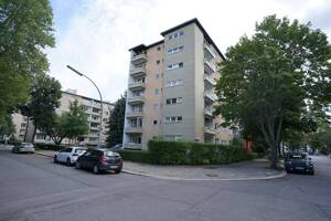 Hauptstadtmakler-Bezugsfreie Wohnung in Top - Lage