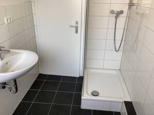 Lichtdurchflutete 2-Zimmer Wohnung mit Balkon in Baumheide – 33609 Bielefeld – Vorschaubild 5