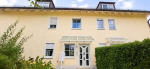 Traumhafter Blick ins Grüne- sehr helle, luftige DG-Wohnung in Waldtrudering