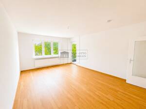 Großzügige 3-Zimmer-Wohnung mit Sonnenbalkon im grünen Drake Park – 12205 Berlin – Vorschaubild 1