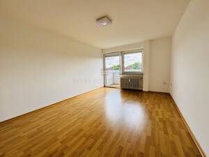 *POVISIONSFREI* Bezugsfertige 3 ZKB mit Balkon, 4. OG, Münchenerstraße, IN-Süd, frisch renoviert – 85051 Ingolstadt – Vorschaubild 6