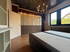 Bezugsfertig möbliert mit Raum für eigene Ideen - großzügige 2,5-Zimmer-Altbauwohnung – 68309 Mannheim – Vorschaubild 3