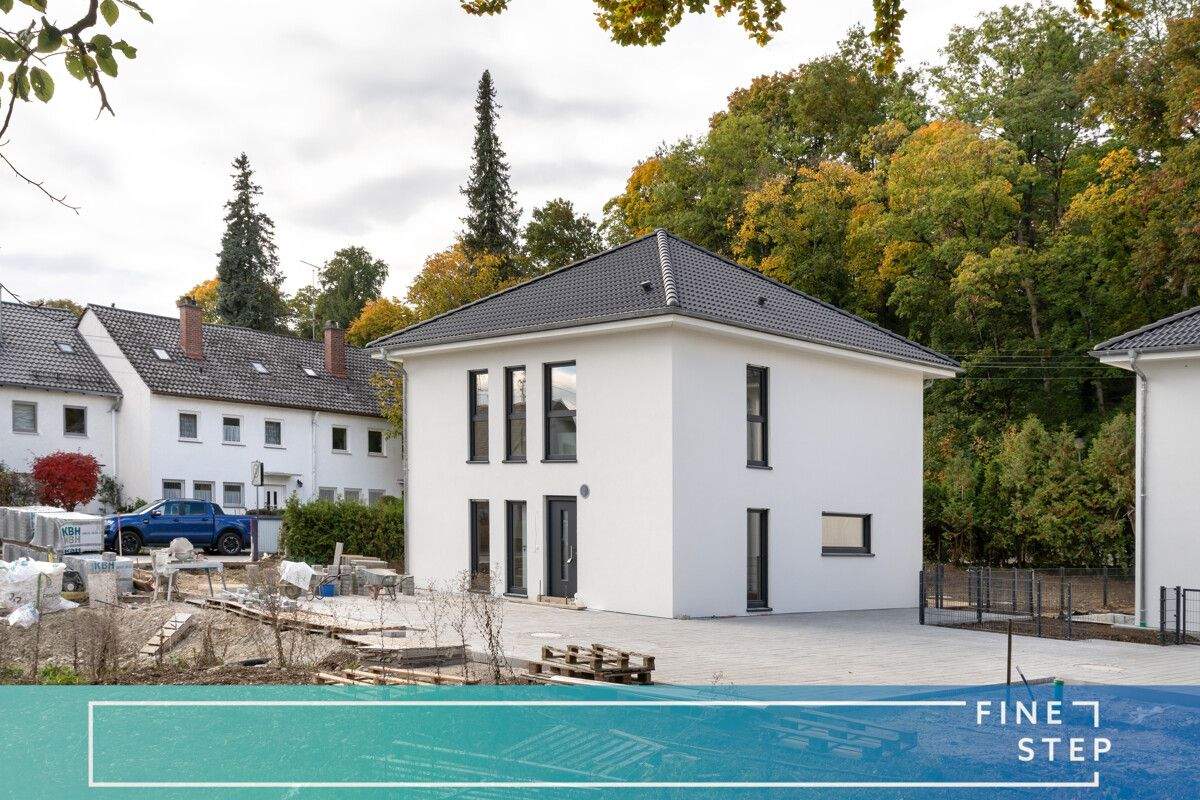 Modernes Einfamilienhaus mit Stil - im Herzen von Gauting – Gauting – Bild 1 von 9