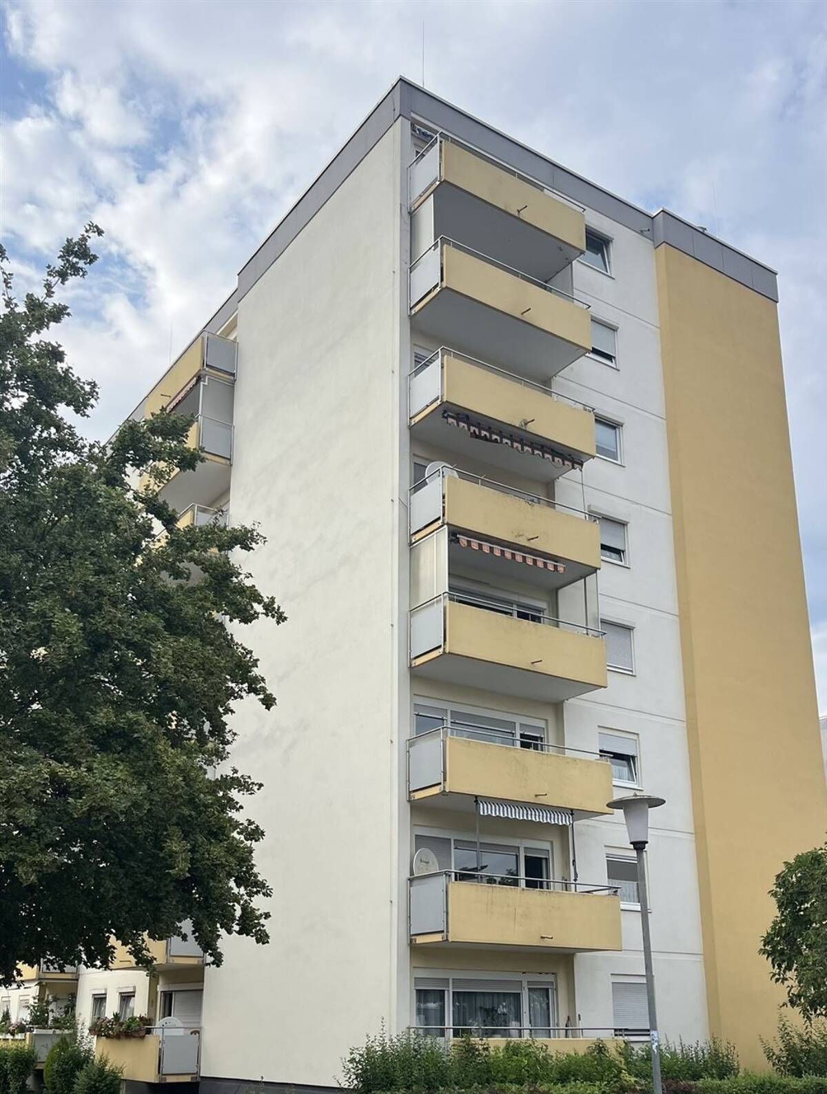 Geräumige Eigentumswohnung in guter Lage, Heppenheim/Bergstraße – 64646 Heppenheim – Bild 1 von 9