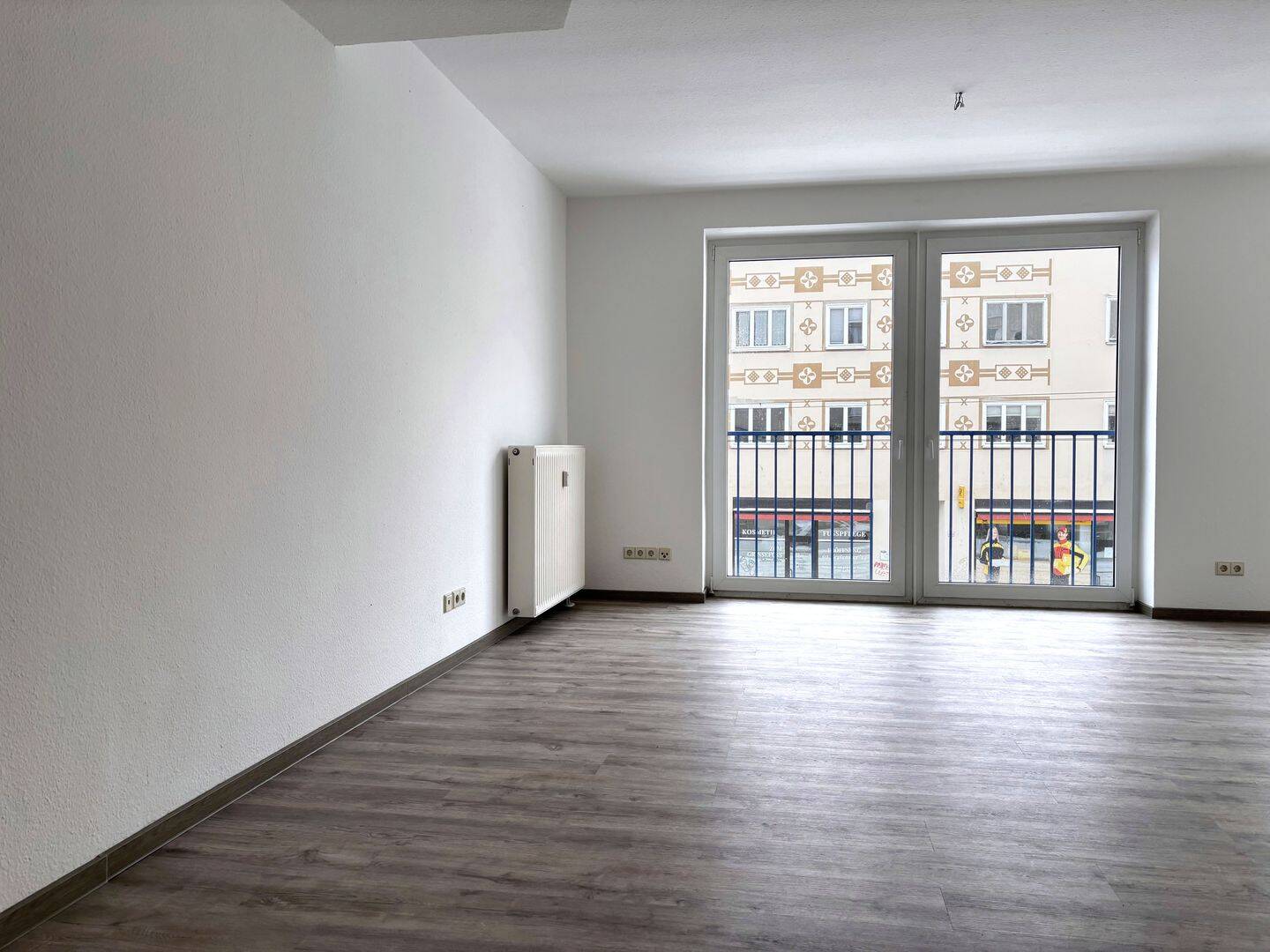 SENIOREN-APARTMENT // Barrierefreie 1-Raum-Wohnung für Senioren – Leipzig – Vorschaubild 3