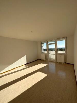Schöne 2-Zimmer-Wohnung mit Balkon zu vermieten! – 60433 Frankfurt am Main – Vorschaubild 4